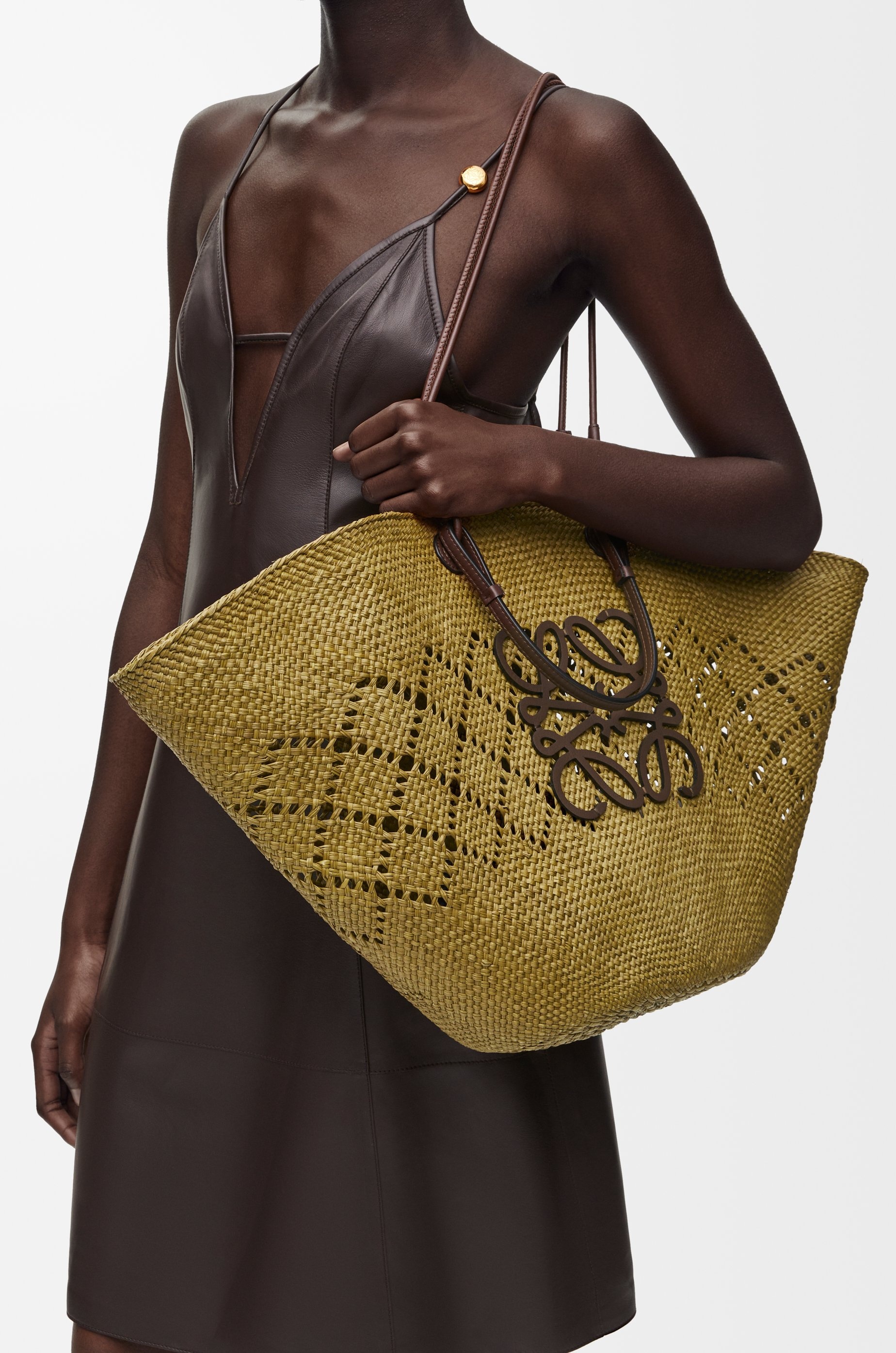 Large Anagram Basket bag in iraca palm and calfskin - 3