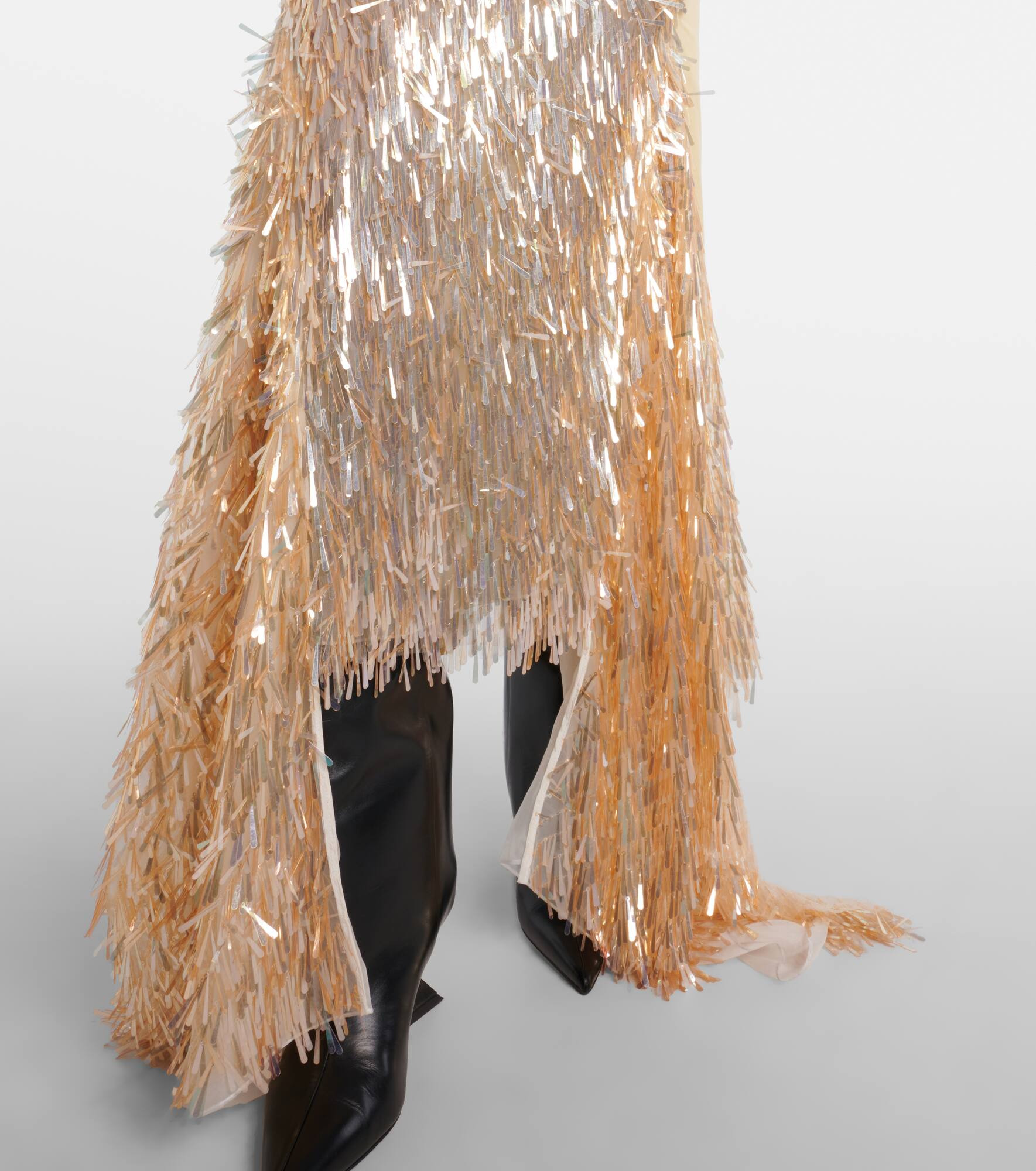 Tiara sequinned asymmetric gown - 5