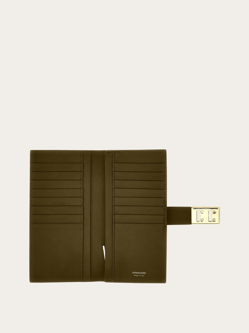 FERRAGAMO Hug continental wallet outlook