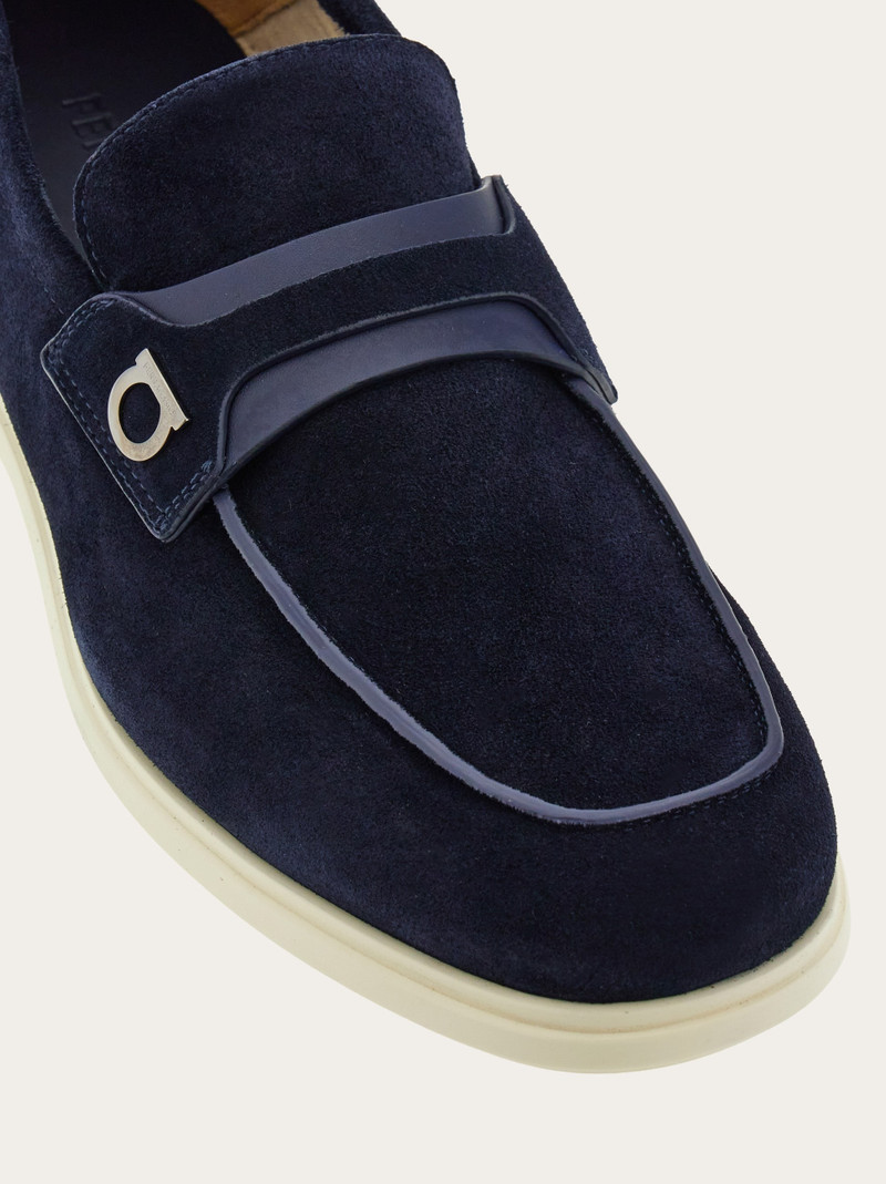 Deconstructed loafer with Gancini ornament 7