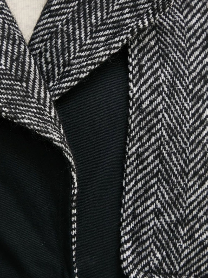 Dinara trench coat 4