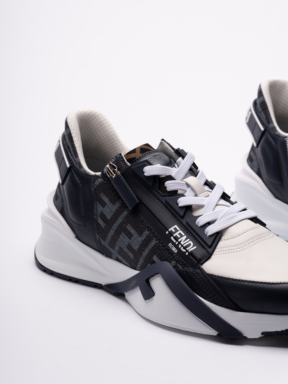 FENDI `Fendi Flow` Low-Top Sneakers | spinnaker | REVERSIBLE