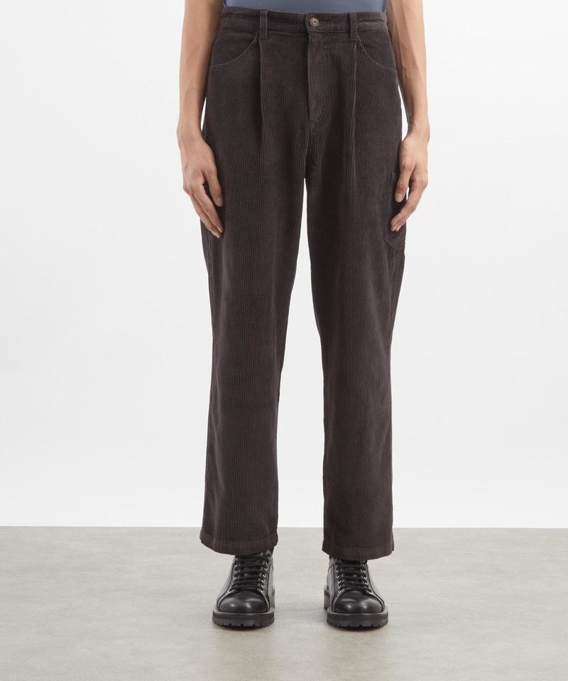 FrizmWORKS Wide One Tuck Corduroy Trousers outlook