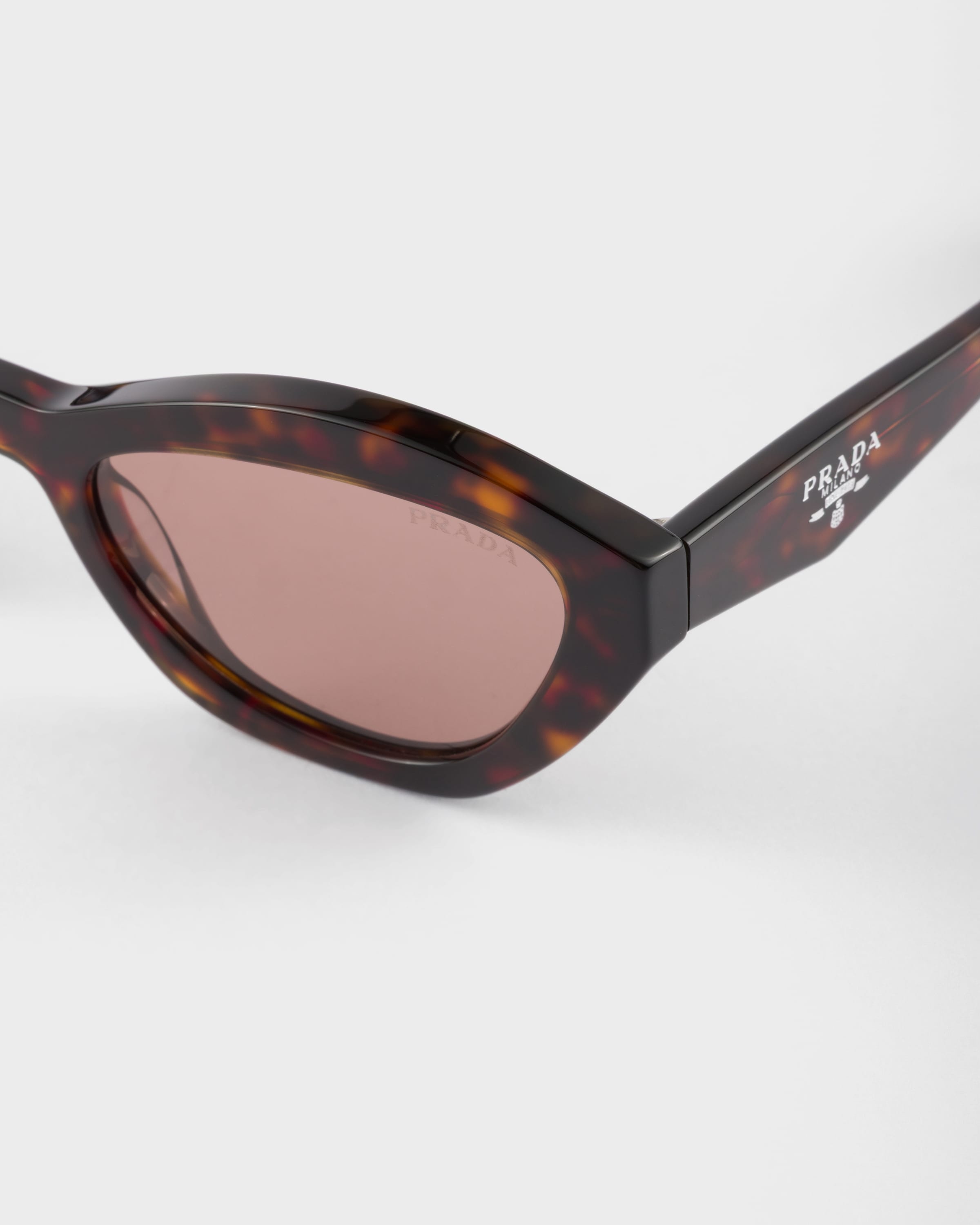 Sunglasses with Prada logo - 5