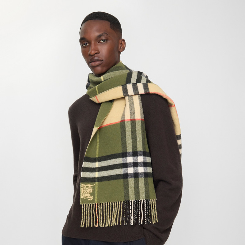 Burberry Contrast Check Cashmere Scarf outlook