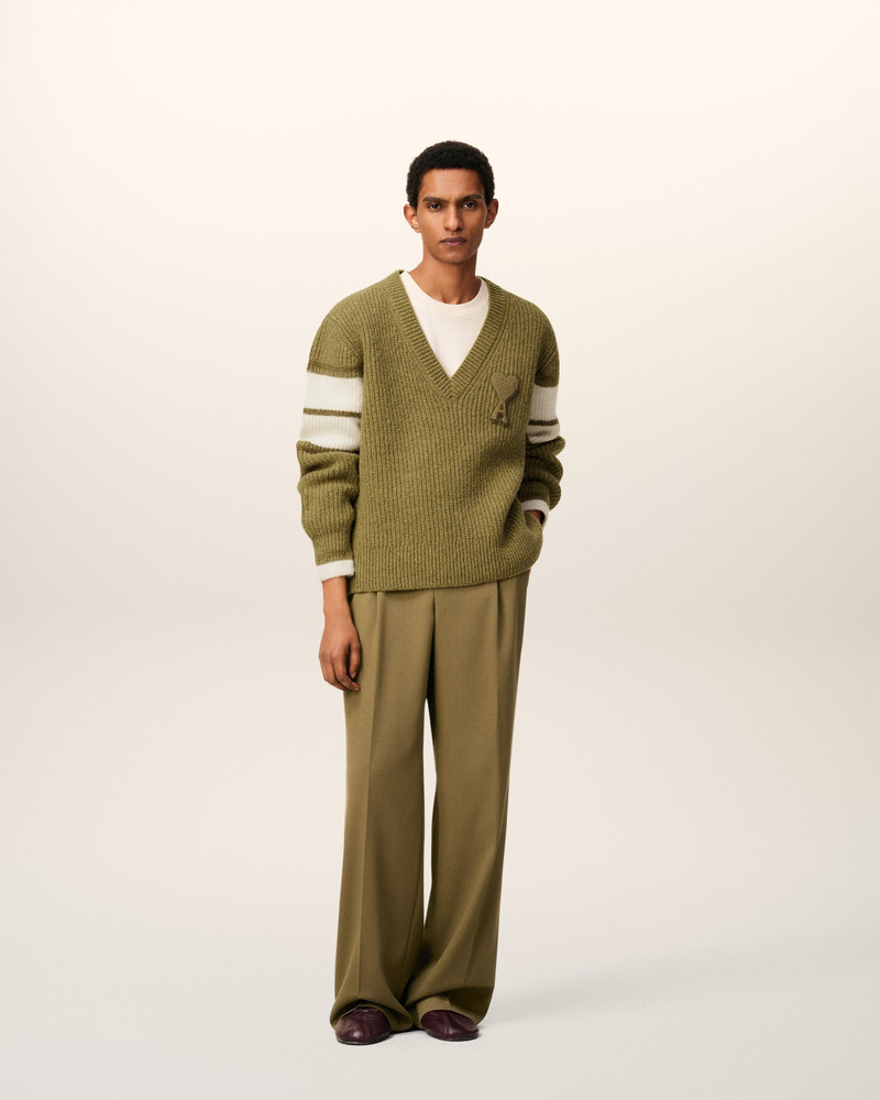 AMI Paris GREEN WOOL COLLEGE SWEATER outlook