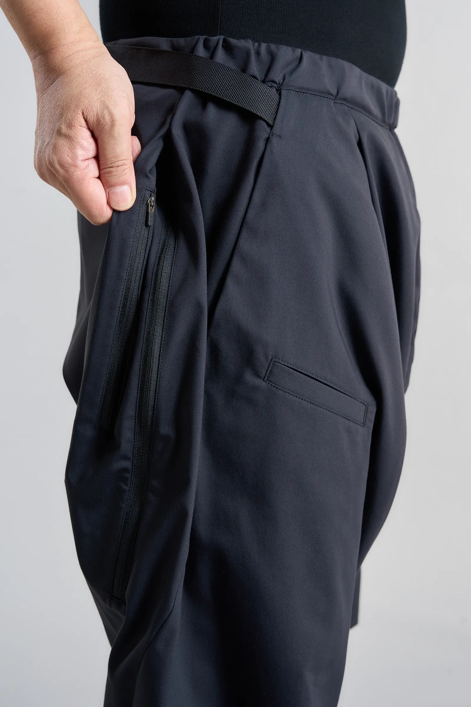 P36-CH Micro Twill Pleated Drawcord Trouser - 16