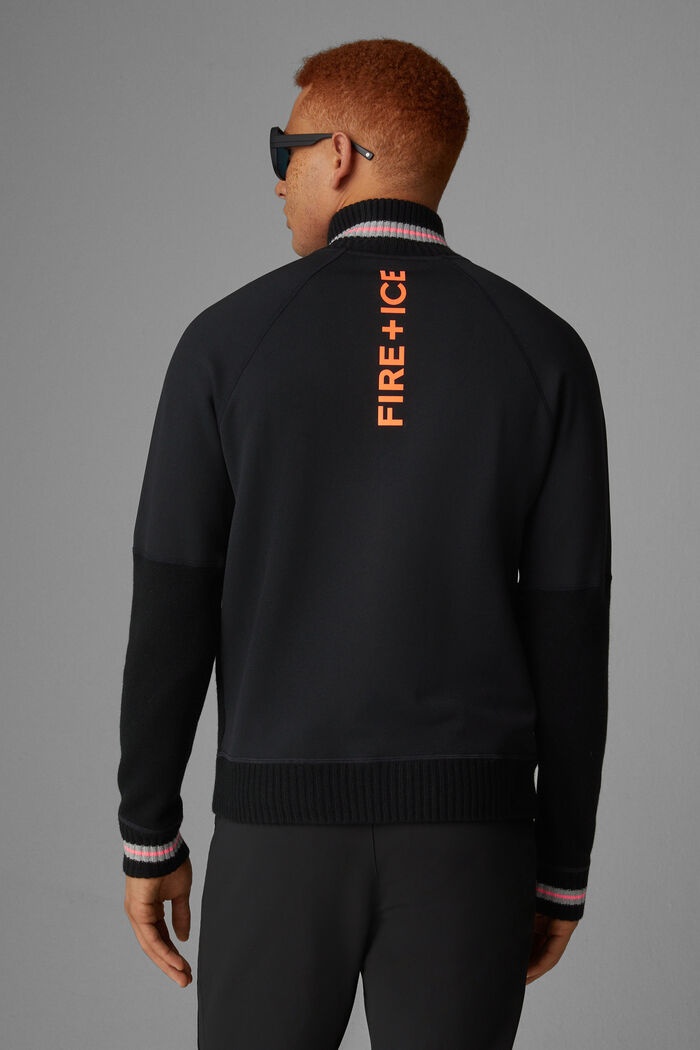 Hugh Half-zipper pullover in Black - 3