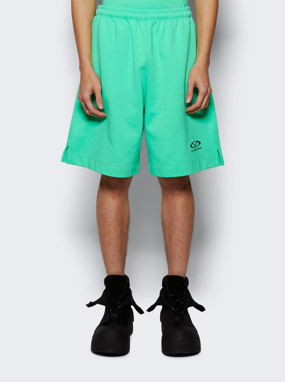 Oval Logo Shorts Neon Green - 3