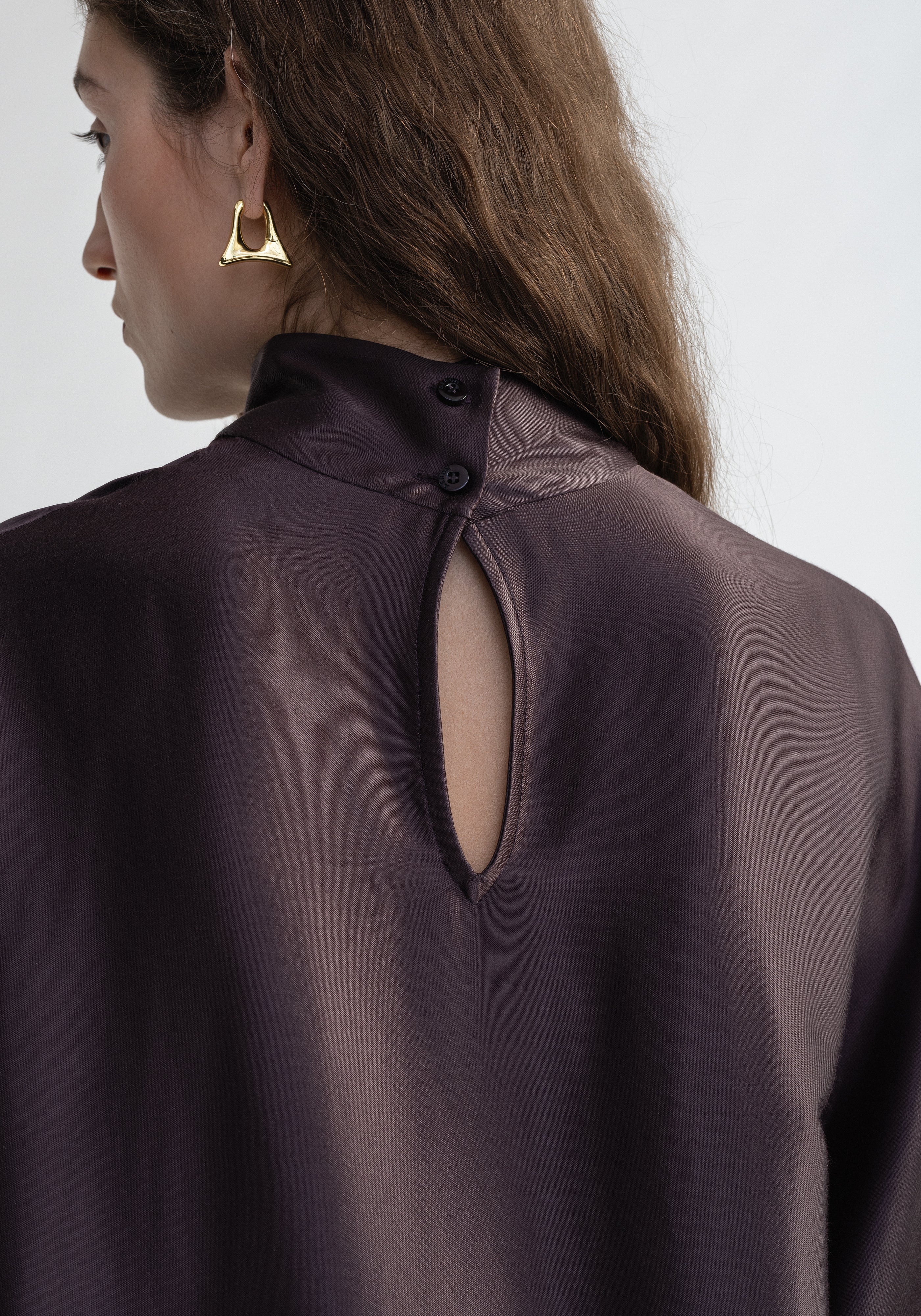 KATNISS
Satin turtleneck - 2
