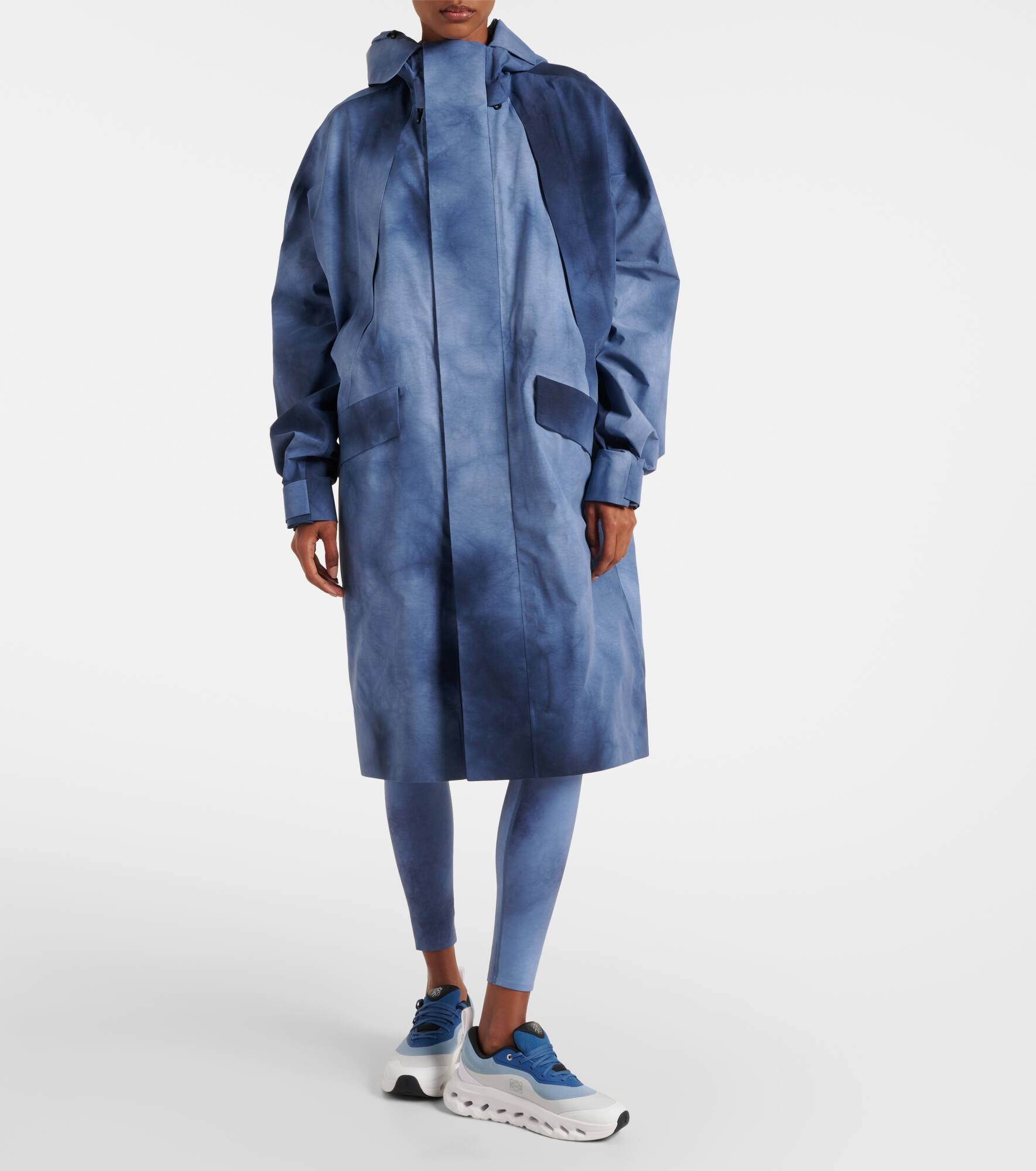 x On technical jacket - 8