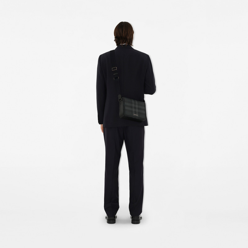 Burberry Small Alfred Bag outlook