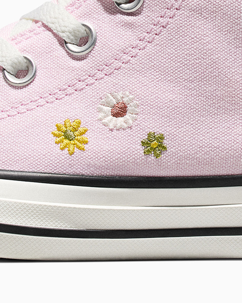 Chuck Taylor All Star Embroidered Florals 7