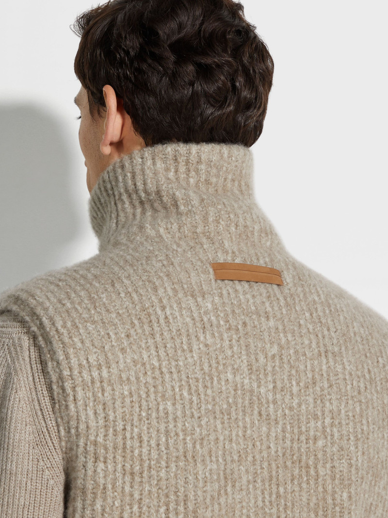 ZEGNA LIGHT TAUPE MÉLANGE CASHMERE BLEND FULL ZIP VEST outlook