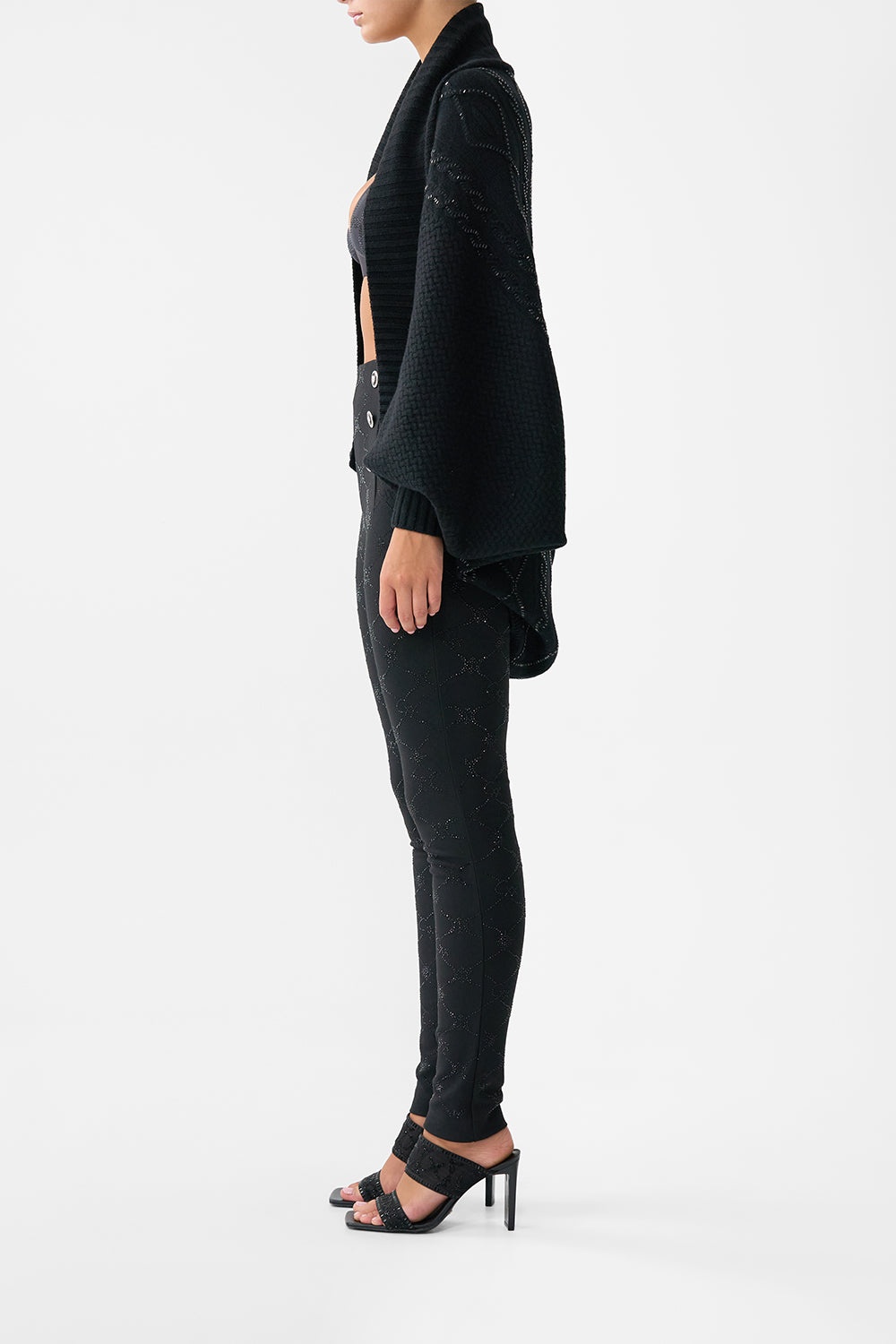 CABLE KNIT LAYER - 4