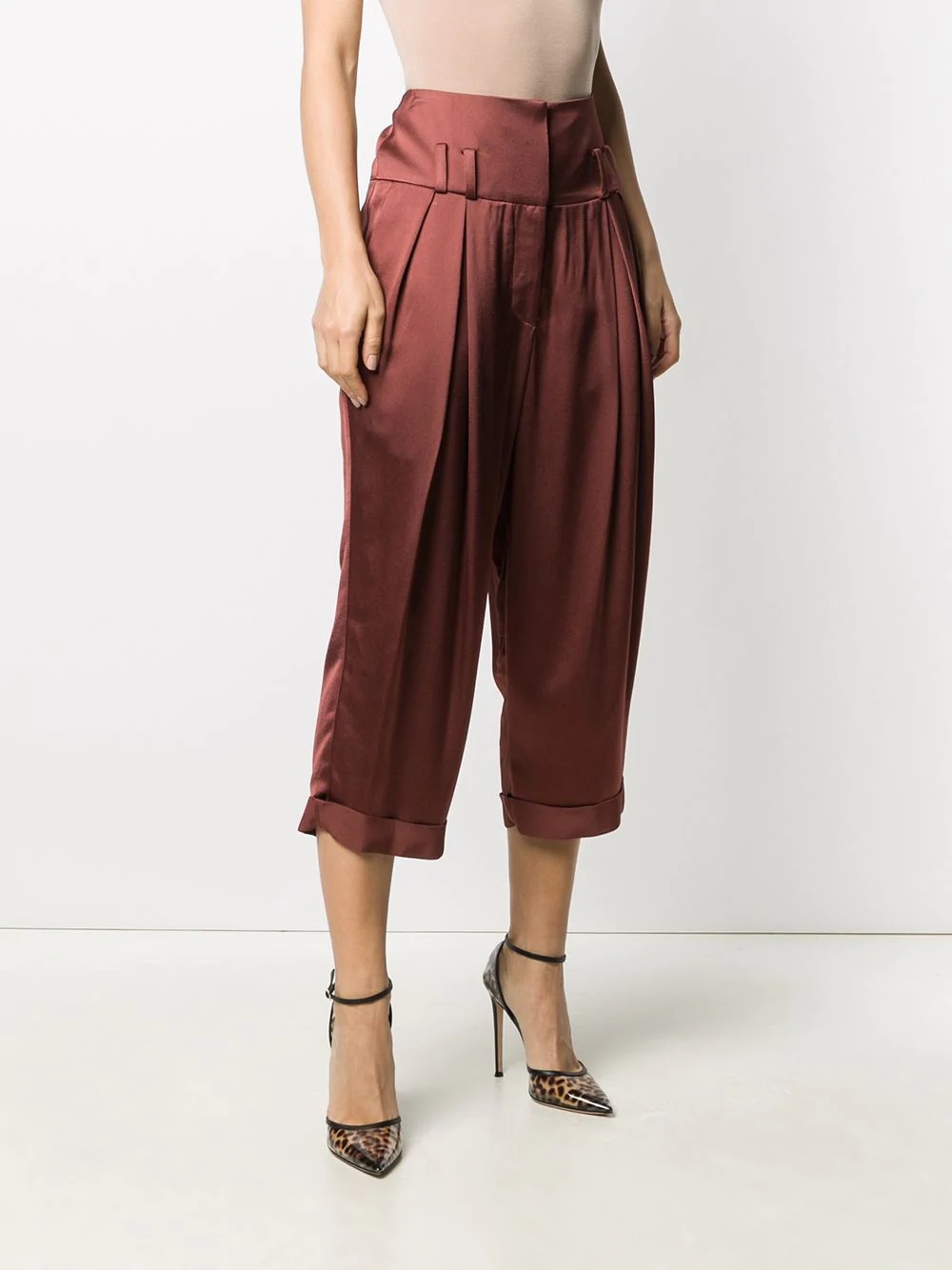 high-waisted trousers - 3