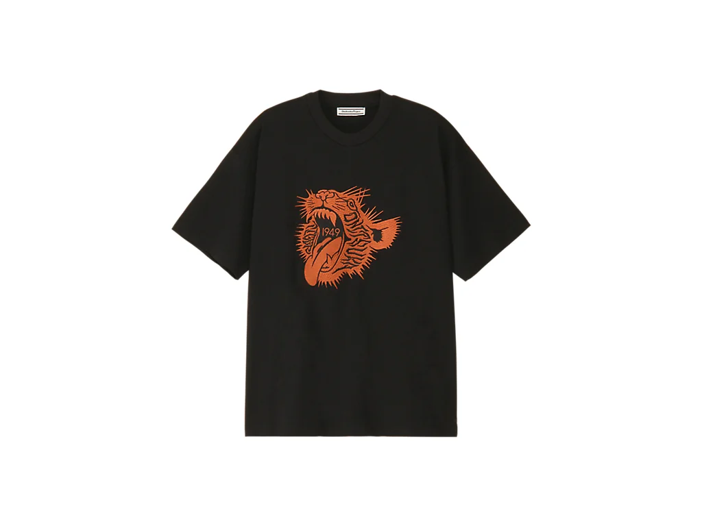 OVERSIZED GRAPHIC TEE - 1