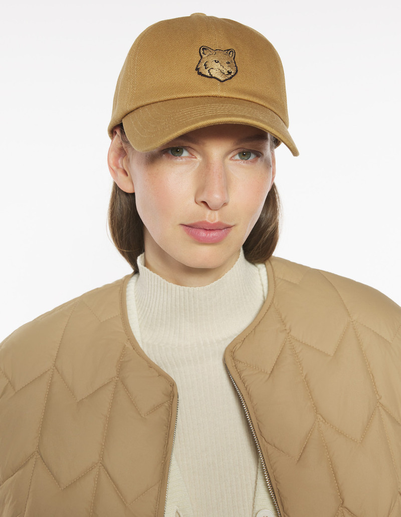 Maison Kitsuné FOX HEAD CAP outlook