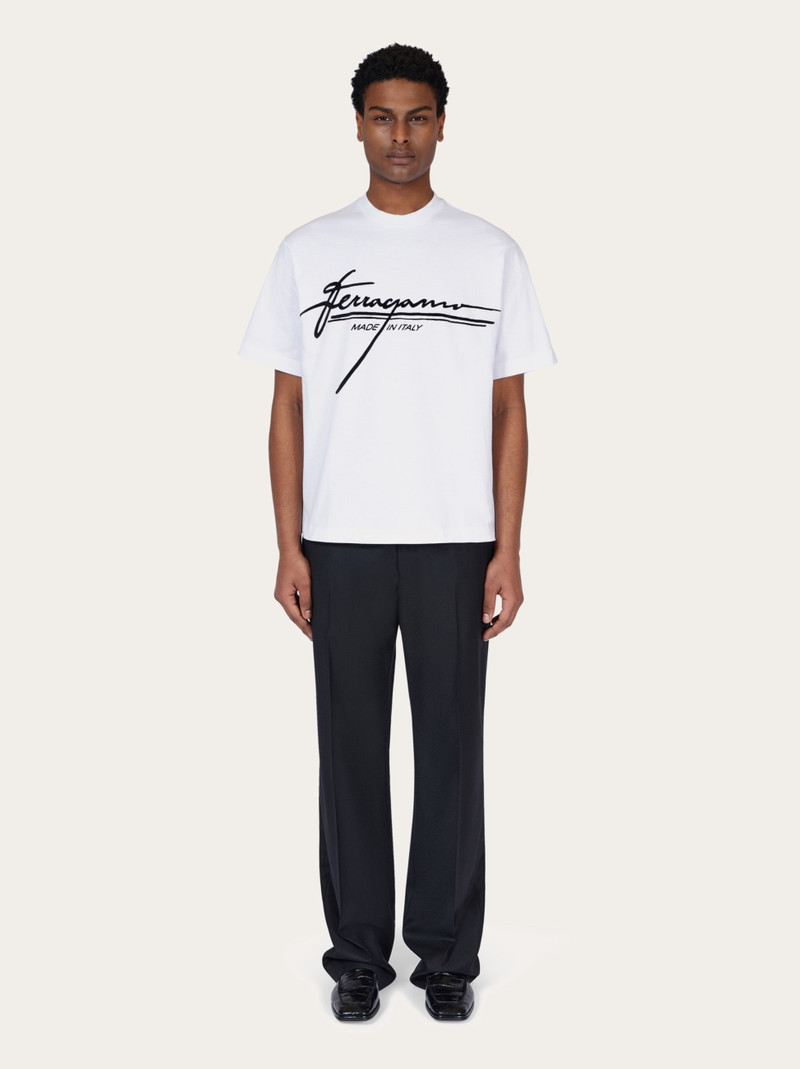 Crew neck T-shirt with printed signature 5
