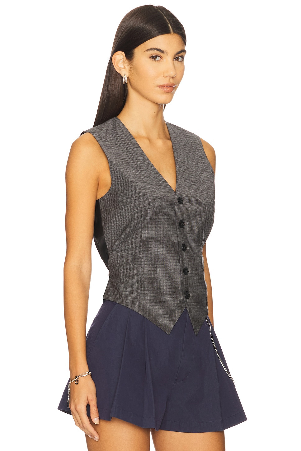 Tailored Vest With Chain - 2