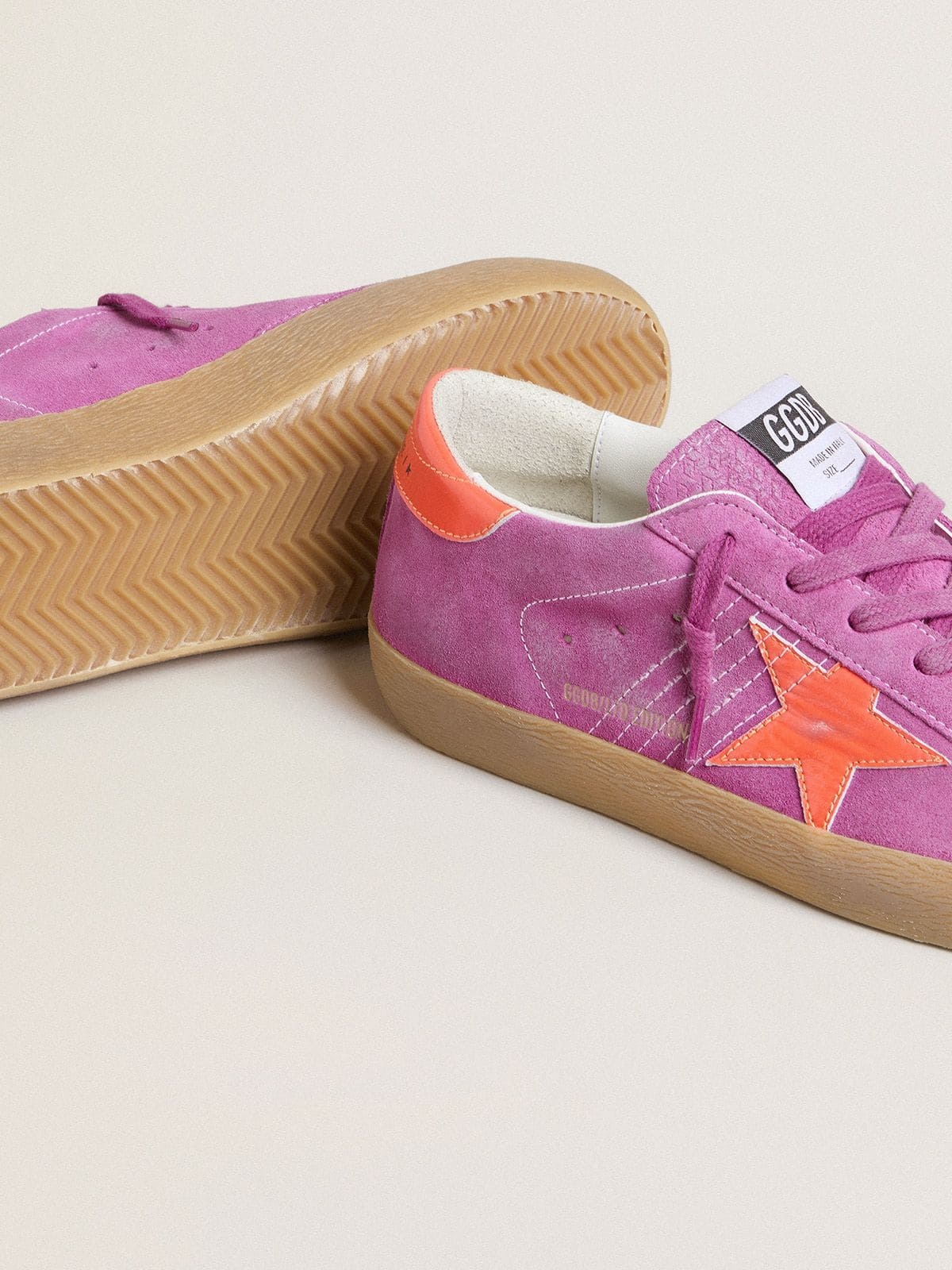 Women's Super-Star in fuchsia suede with fluorescent orange laminated leather star and heel tab - 3