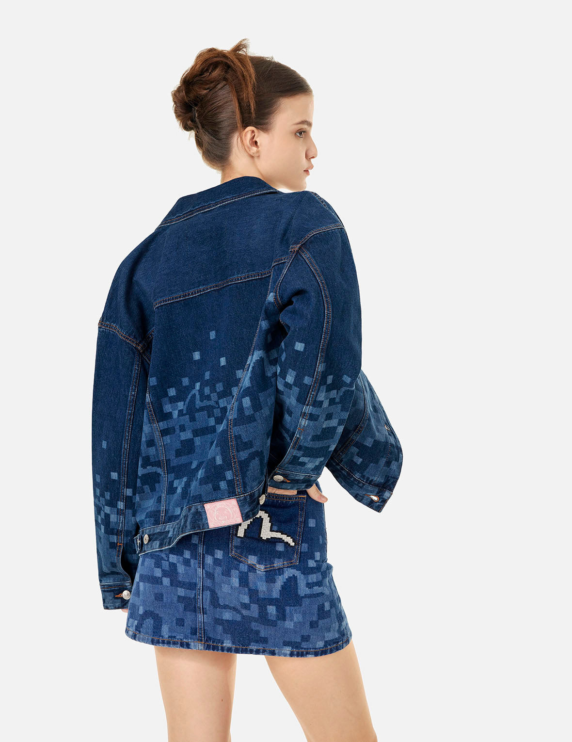PIXEL SEAGULL EMBROIDERY AND PRINT OVERSIZED DENIM JACKET - 6