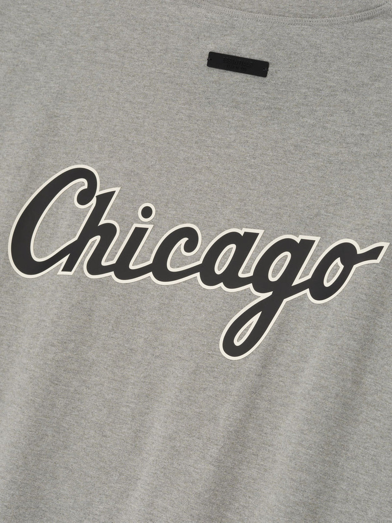 ESSENTIALS White Sox 90s Tee outlook