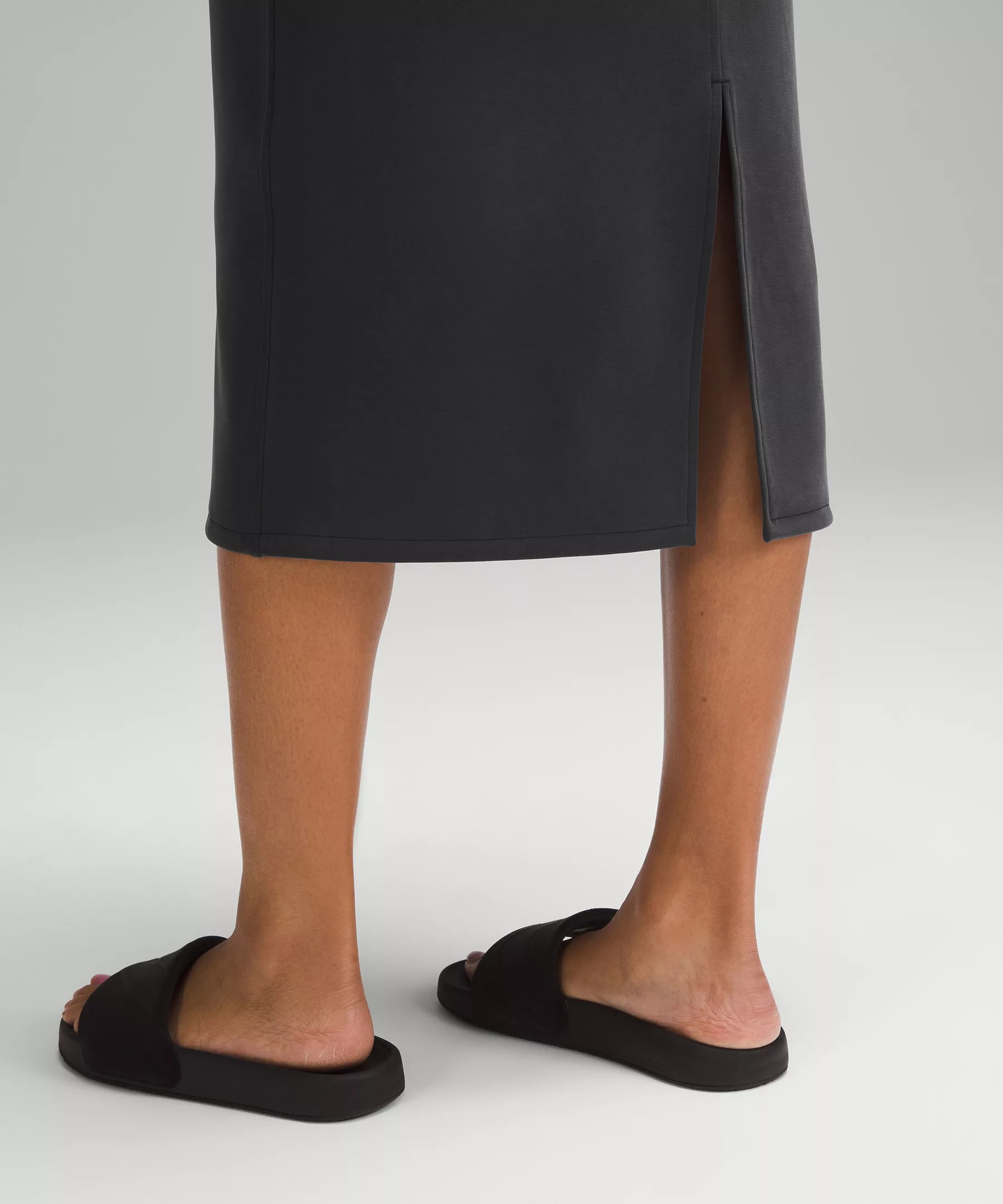 Softstreme High-Rise Midi Skirt - 7