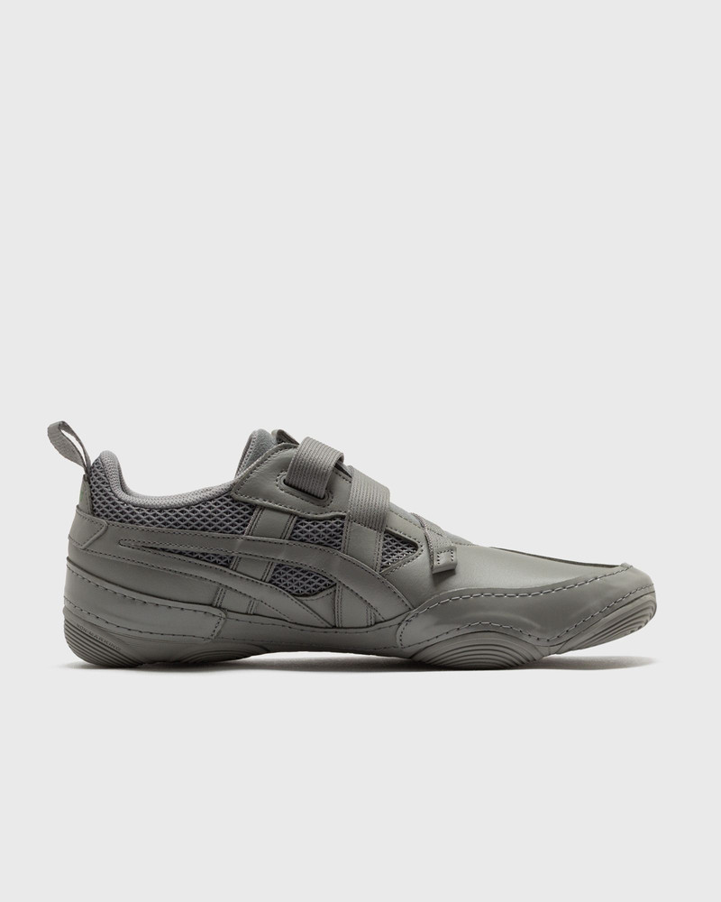 Asics x ISSEY MIYAKE HYPER TAPING outlook