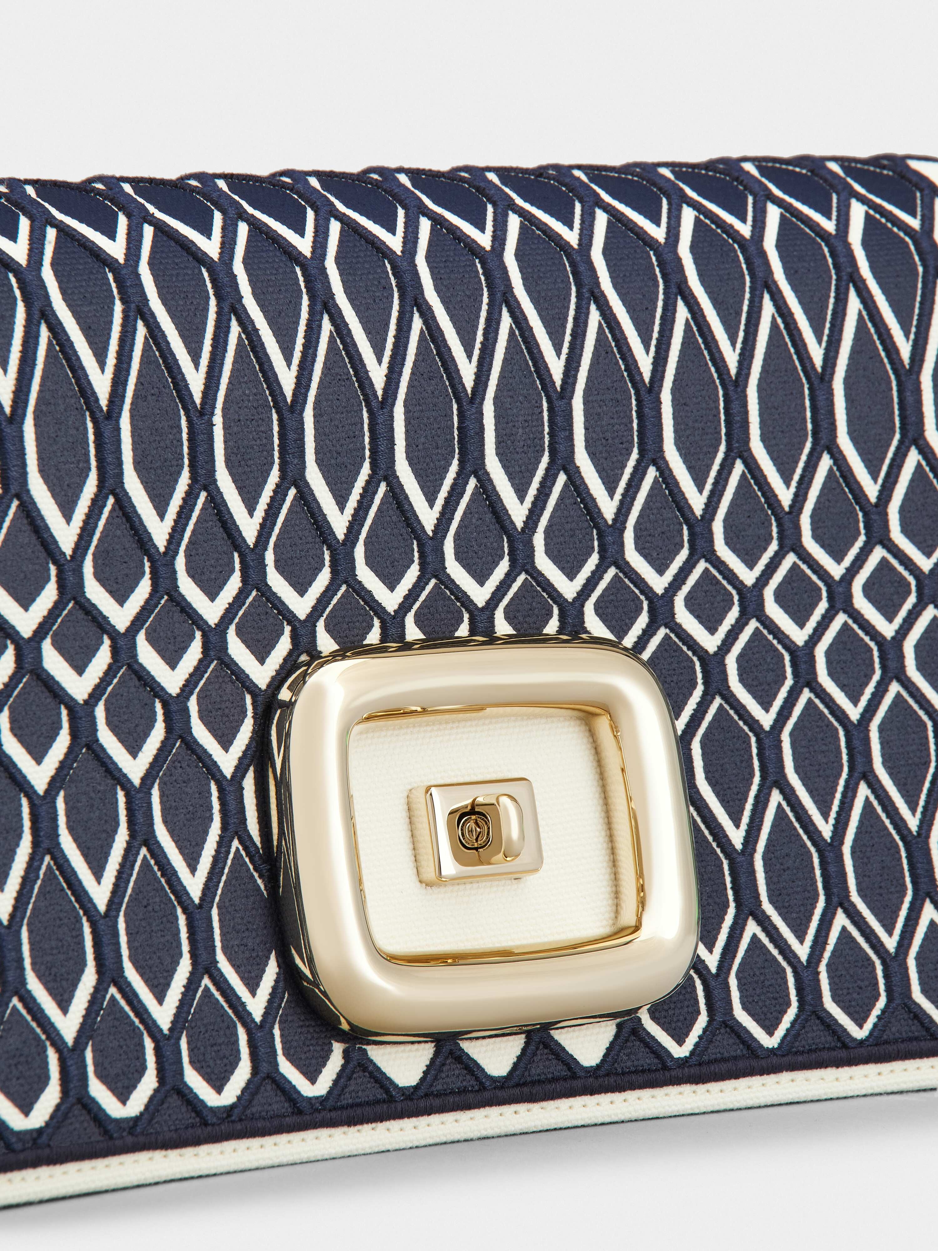 Viv' Choc Illusion Bag in Fabric - 8