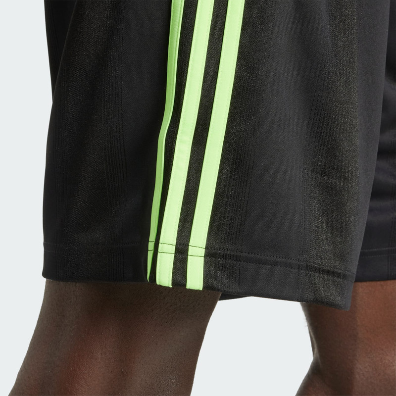 adidas Adicolor Jacquard Shorts 6