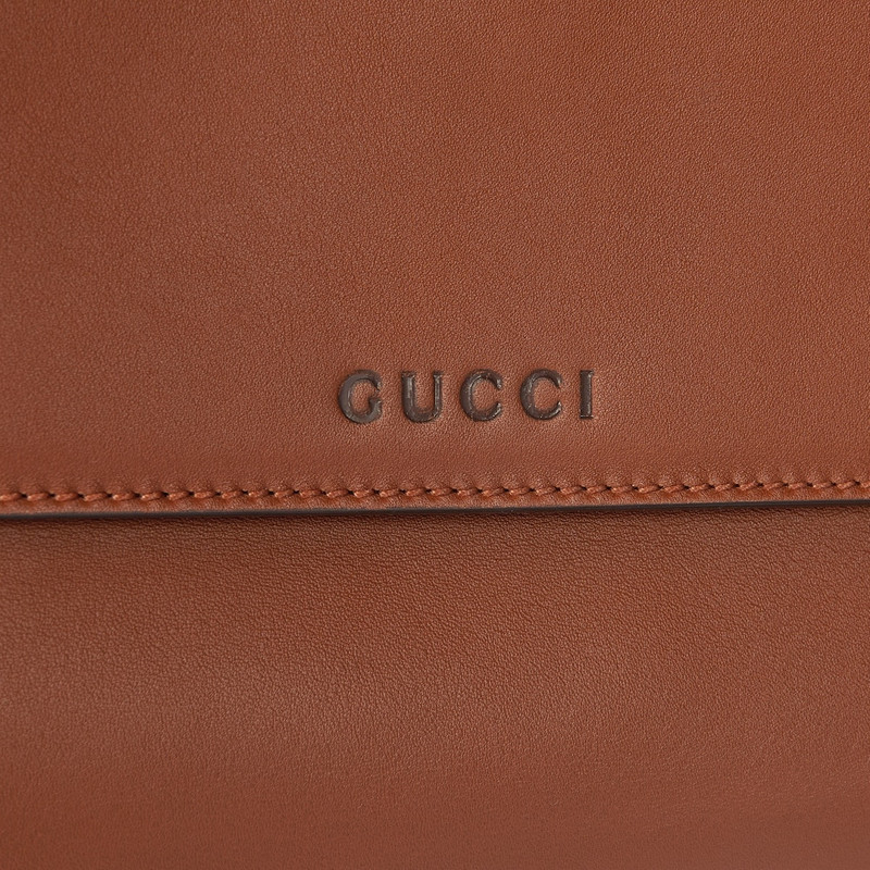 GG Emblem medium crossbody bag 4