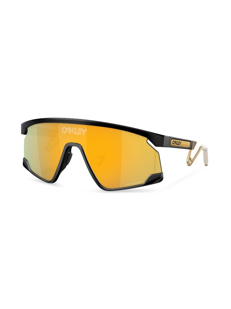 OAKLEY BXTR oversize-frame sunglasses outlook