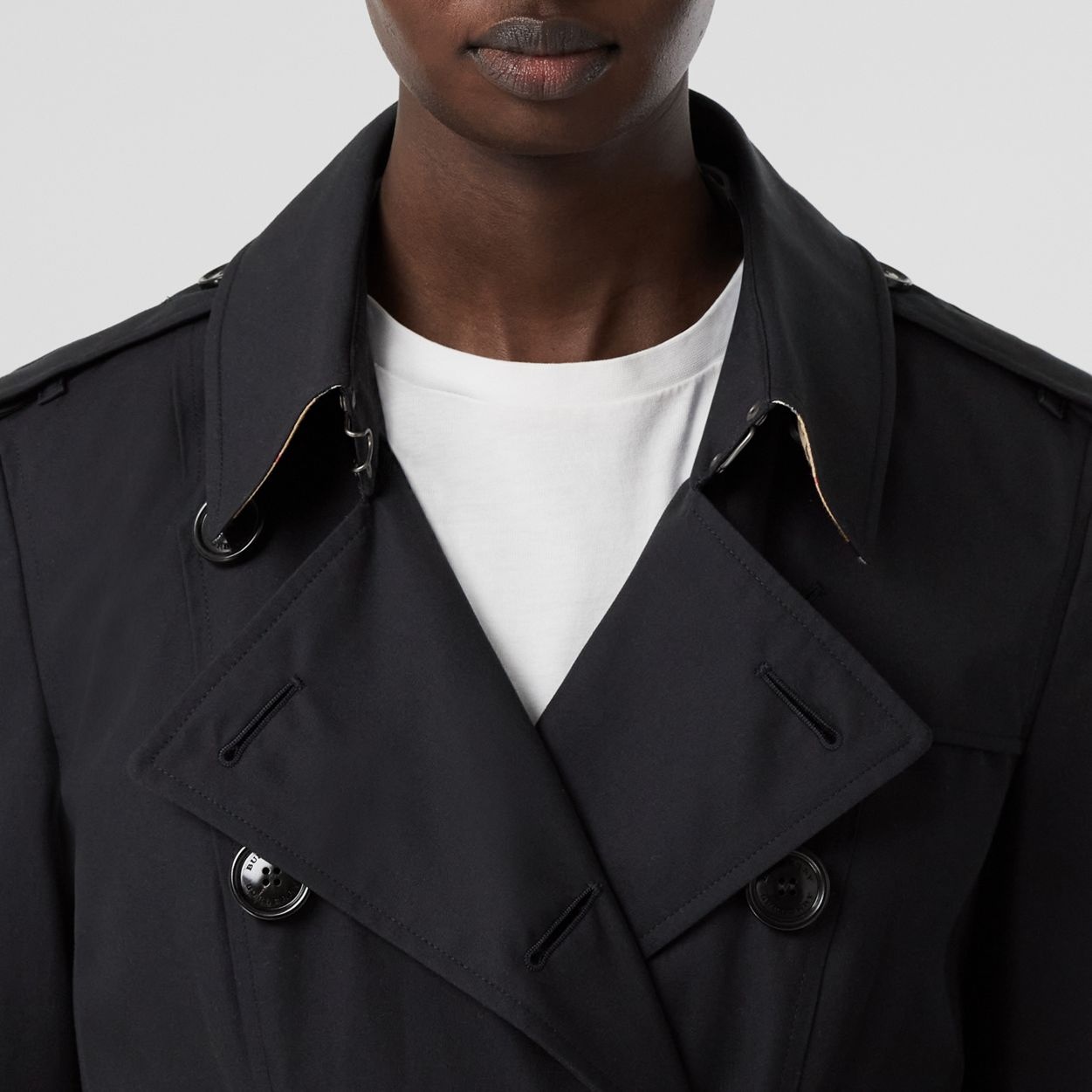 The Mid-length Chelsea Heritage Trench Coat - 3