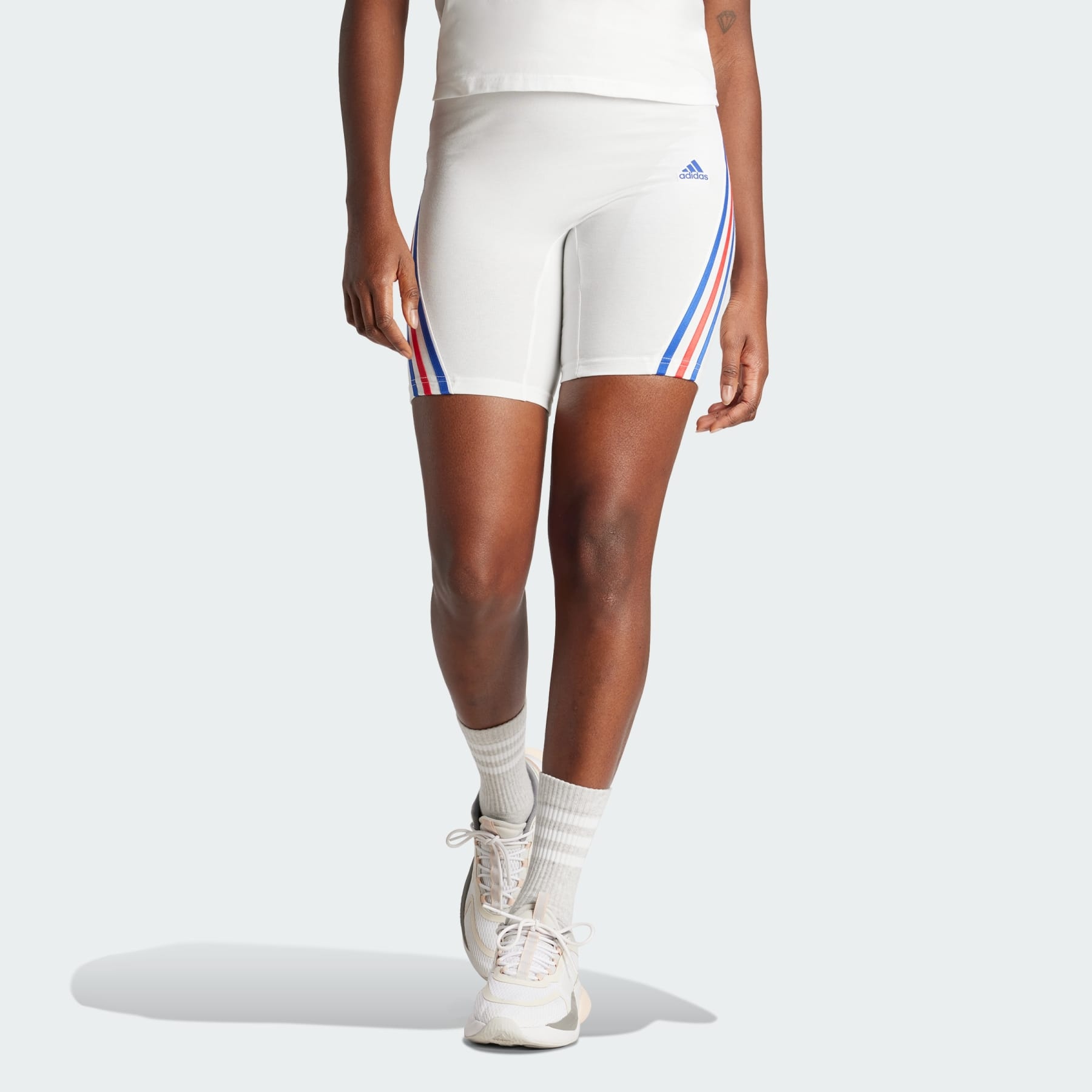 Future Icons 3-Stripes Biker Shorts - 2