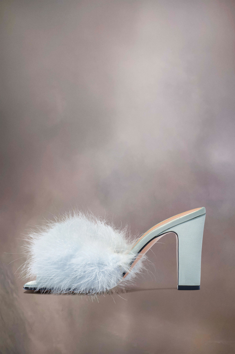 Maison Margiela Feather mule outlook