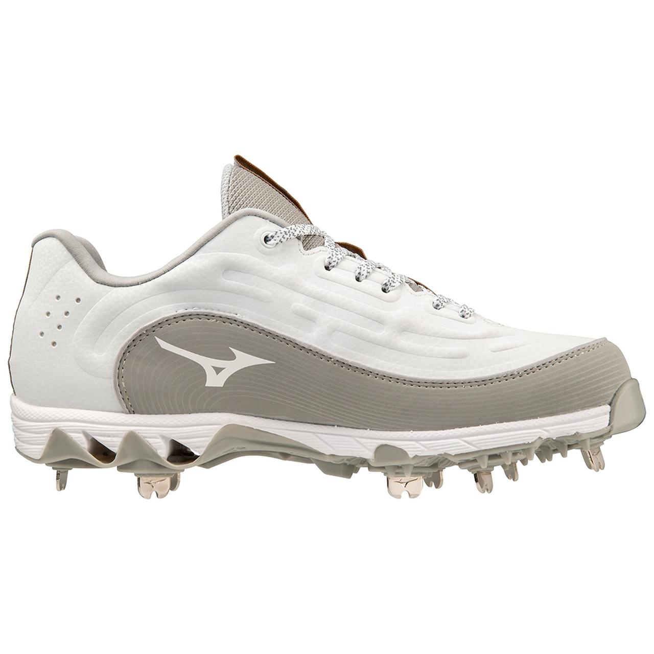 9-Spike Swift 8 Low Women's Metal Fastpitch Softball Cleat - 3