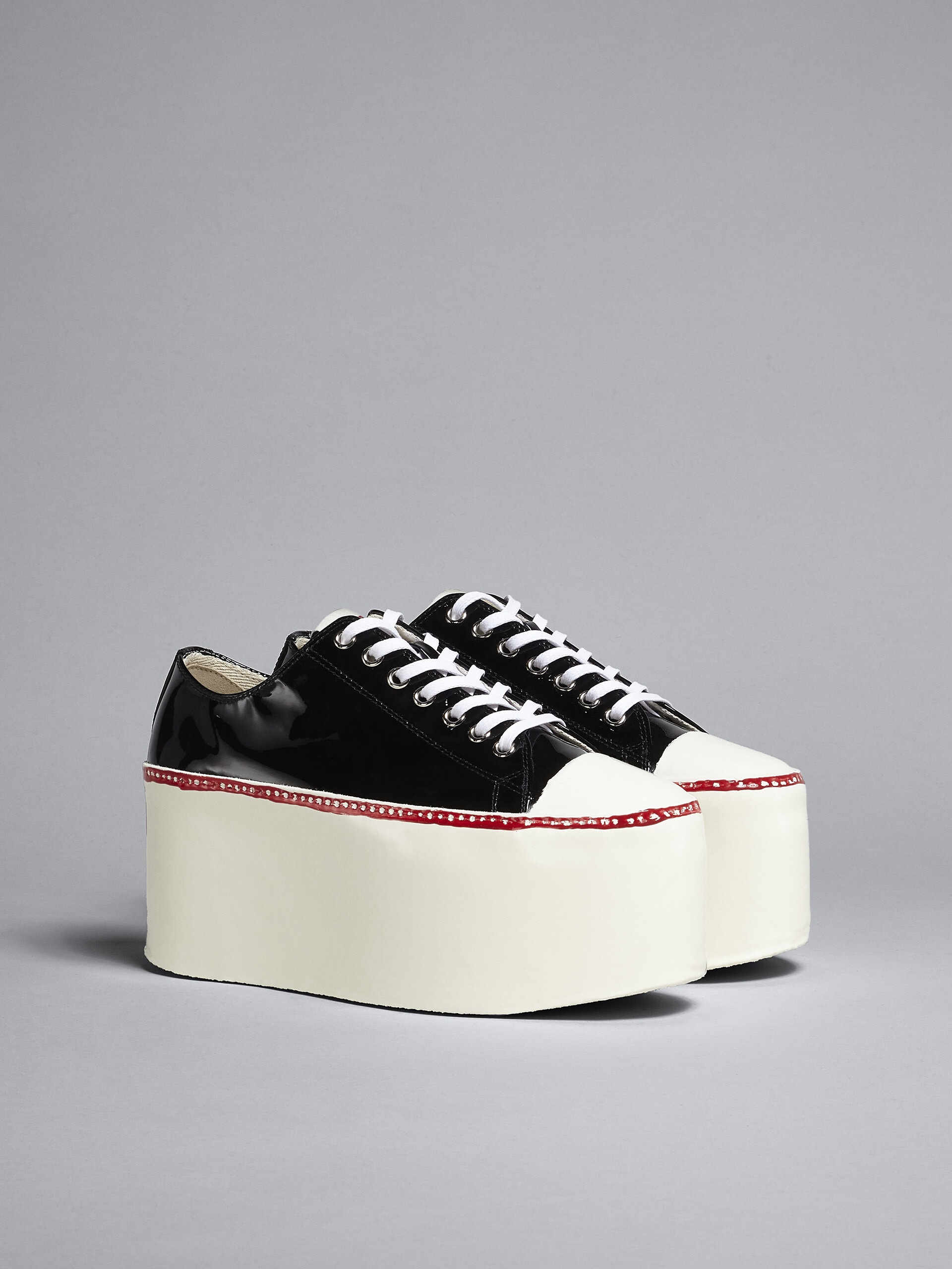 PATENT LEATHER PLATFORM SNEAKER - 2