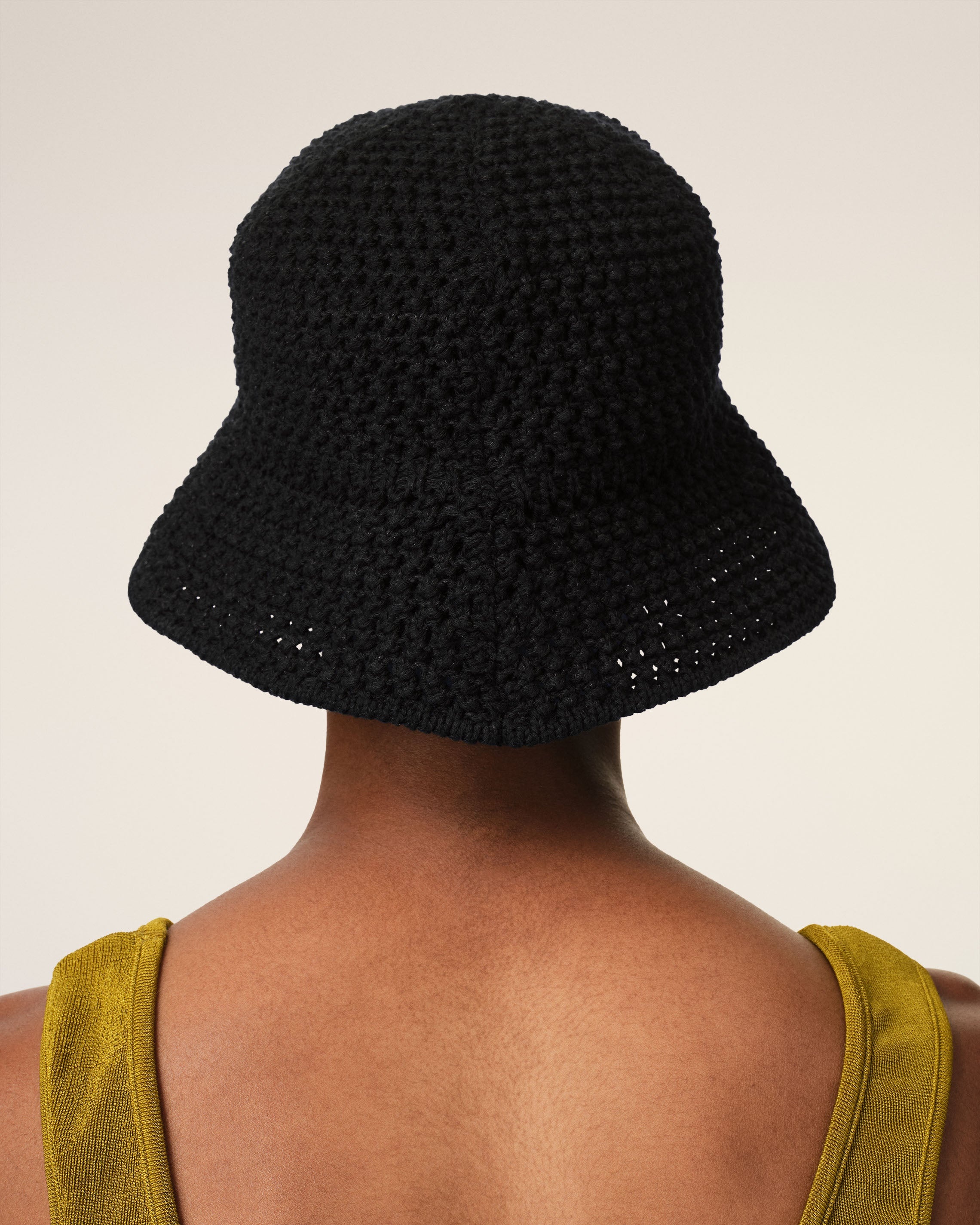 BLACK KNIT AMI PATCH BUCKET HAT - 6