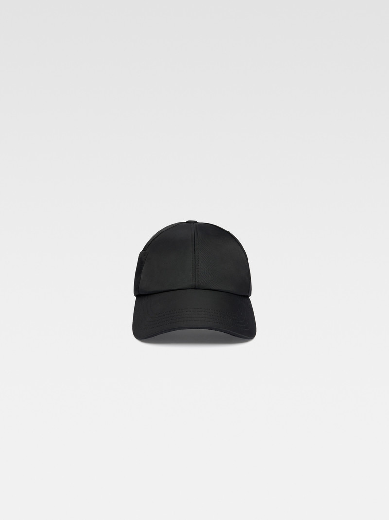 JACQUEMUS The Ovalie cap outlook