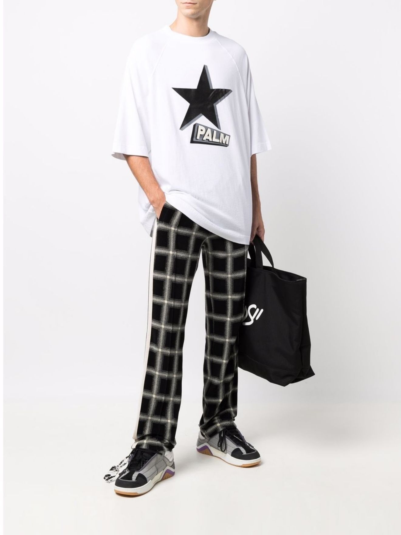 star logo-print raglan-sleeve T-shirt - 2