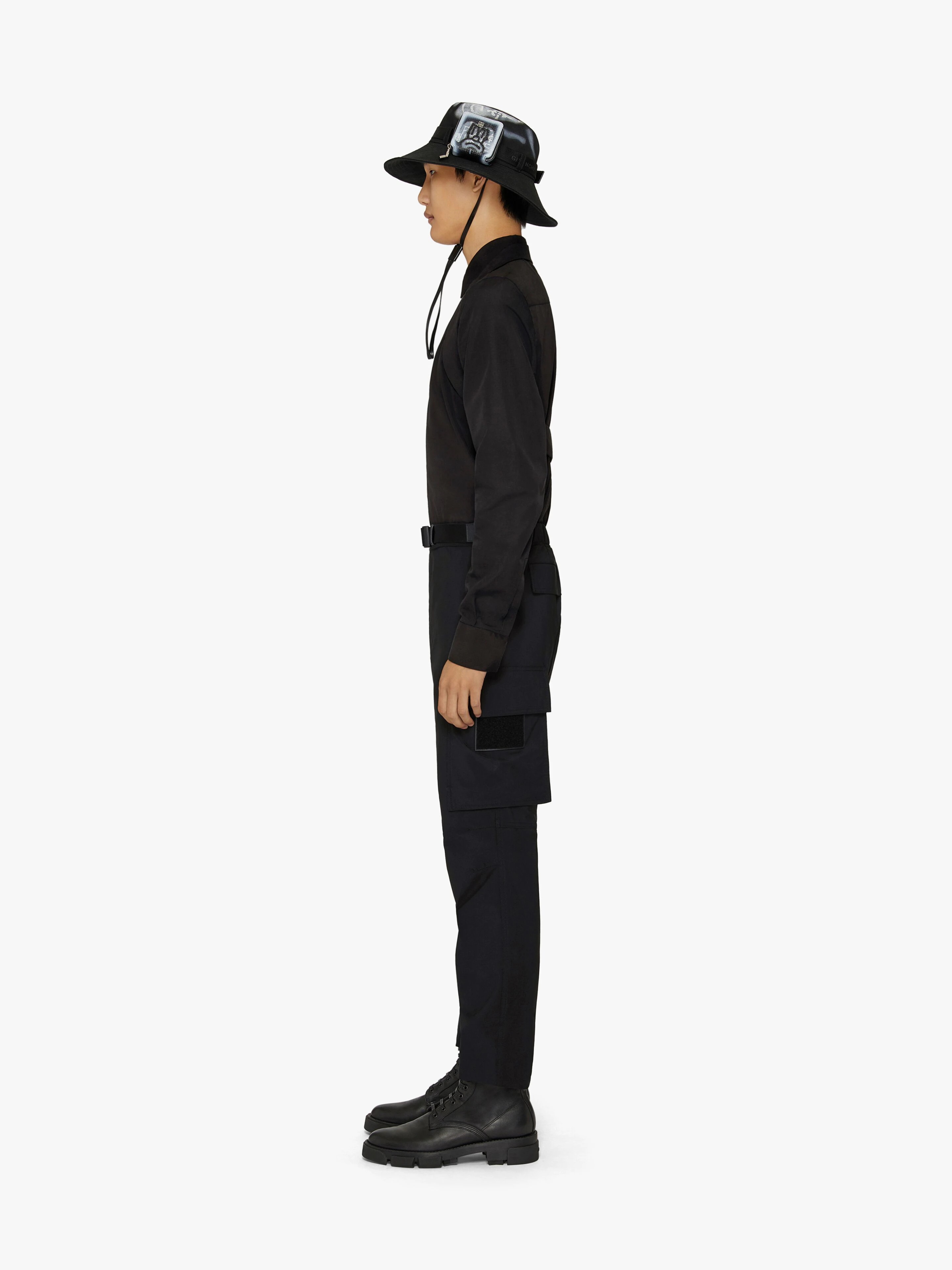 MULTIPOCKET CARGO PANTS WITH METALLIC DETAILS - 3
