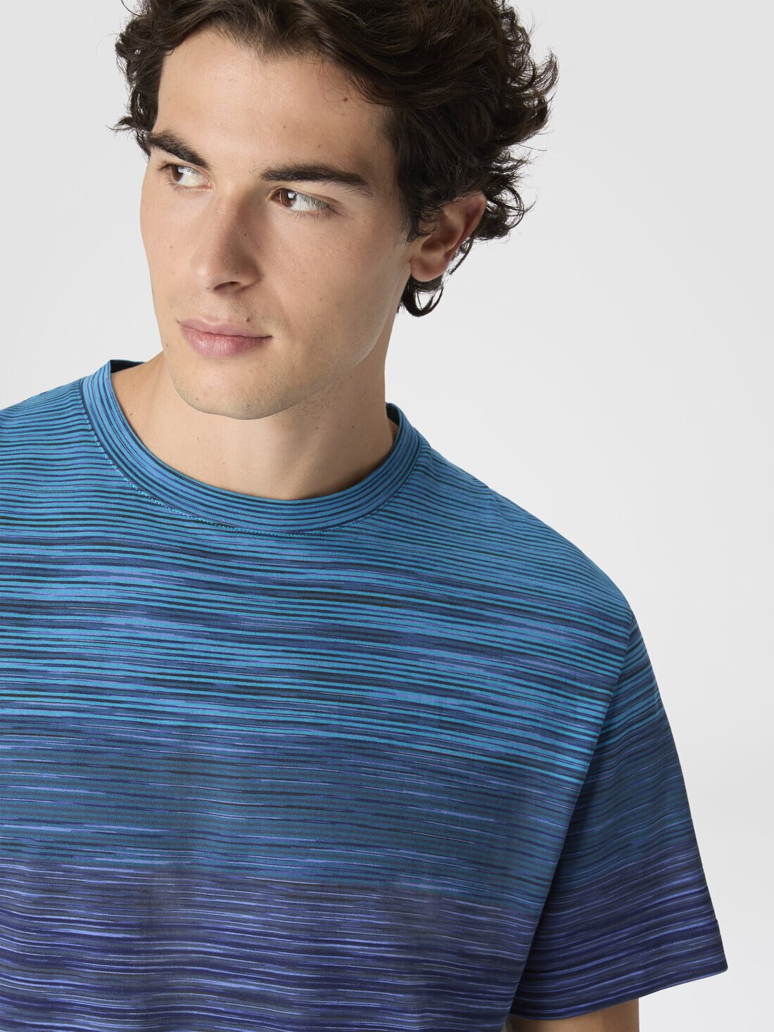 T-Shirt with Faded Flame Pattern - 5