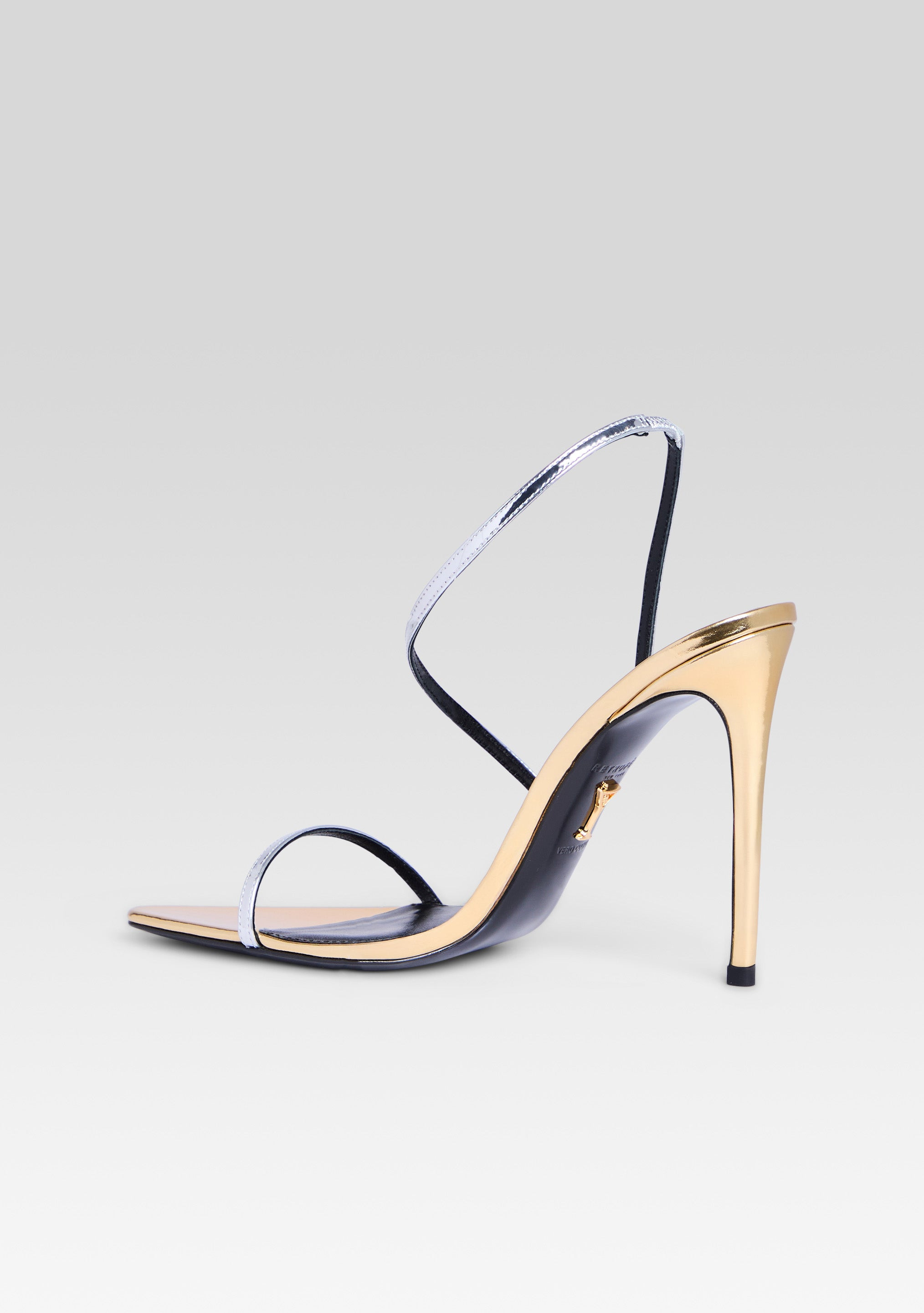 NAOMI SANDAL - 5