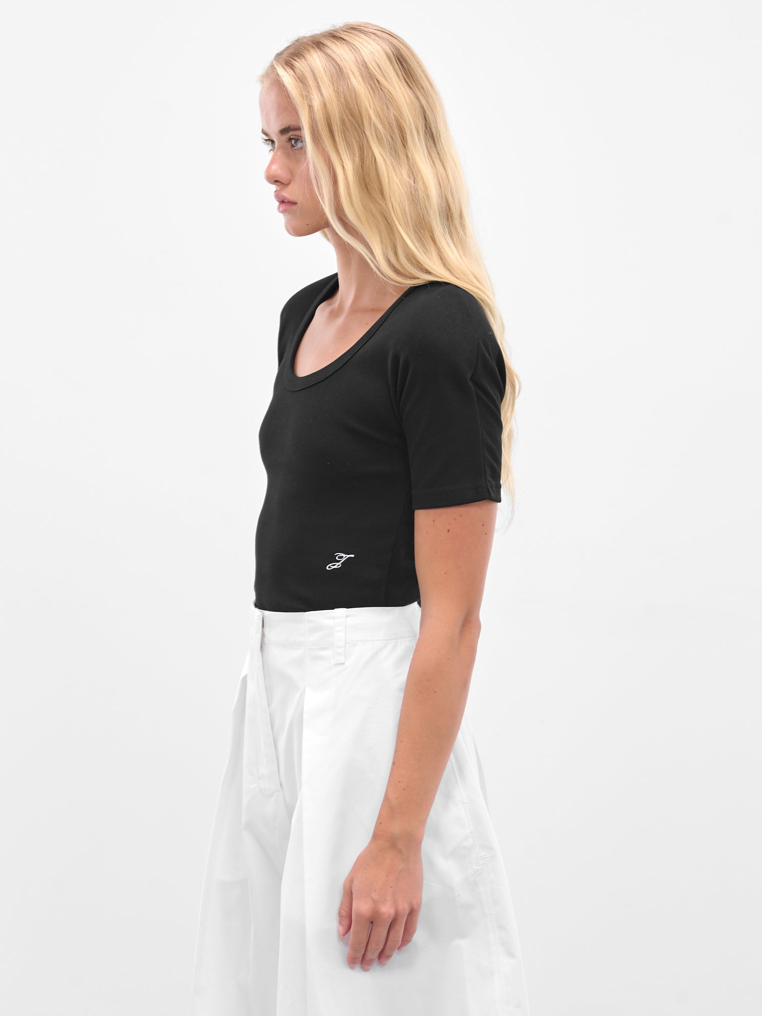 Black 'Le T-Shirt Ovalo' Tee - 2