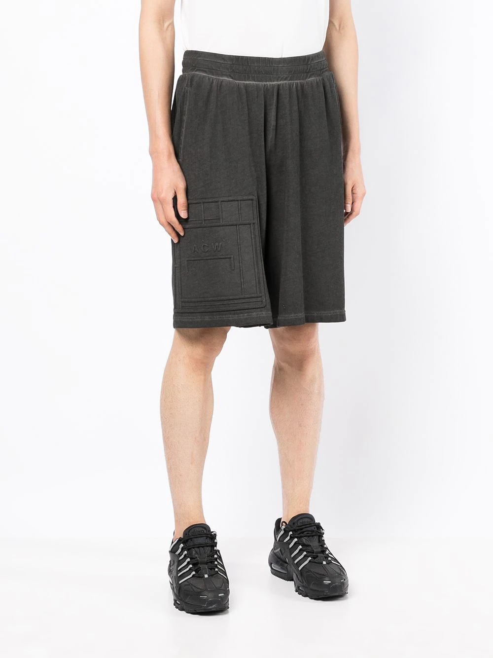 debossed-logo elasticated-waist Bermuda shorts - 3