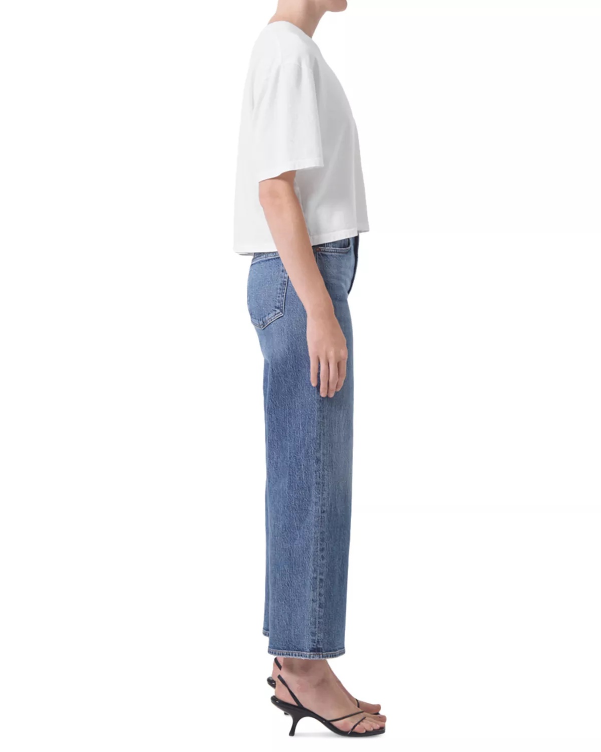 Harper Mid Rise Wide Ankle Jeans in Moor - 4