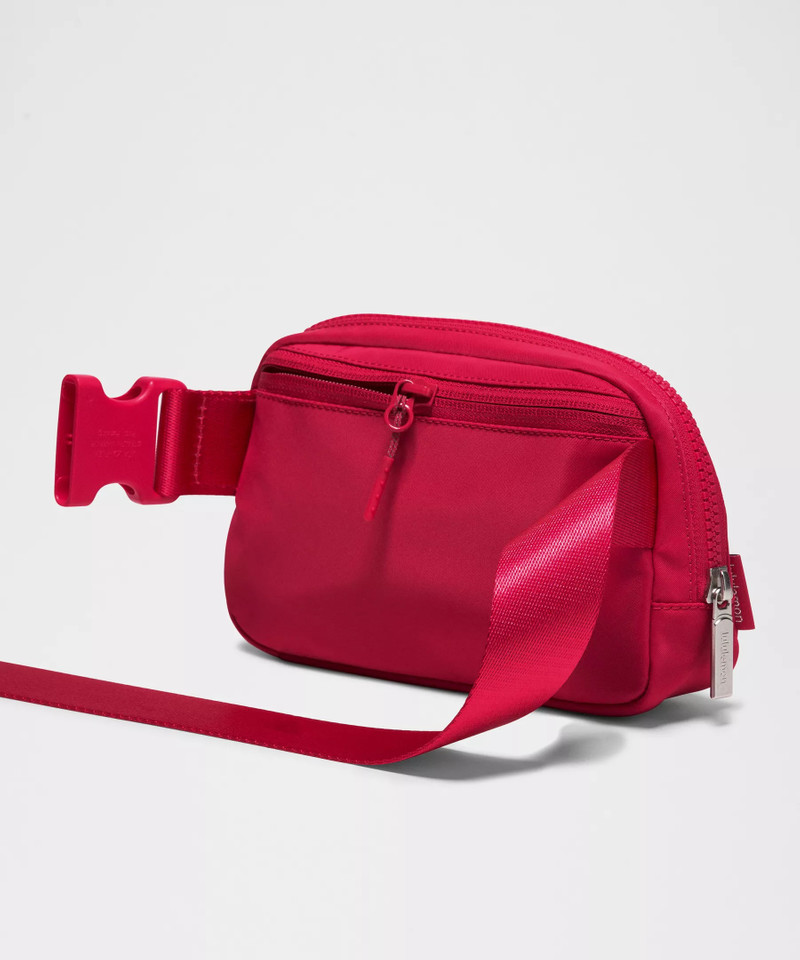 Everywhere Belt Bag with Long Strap 1L 4