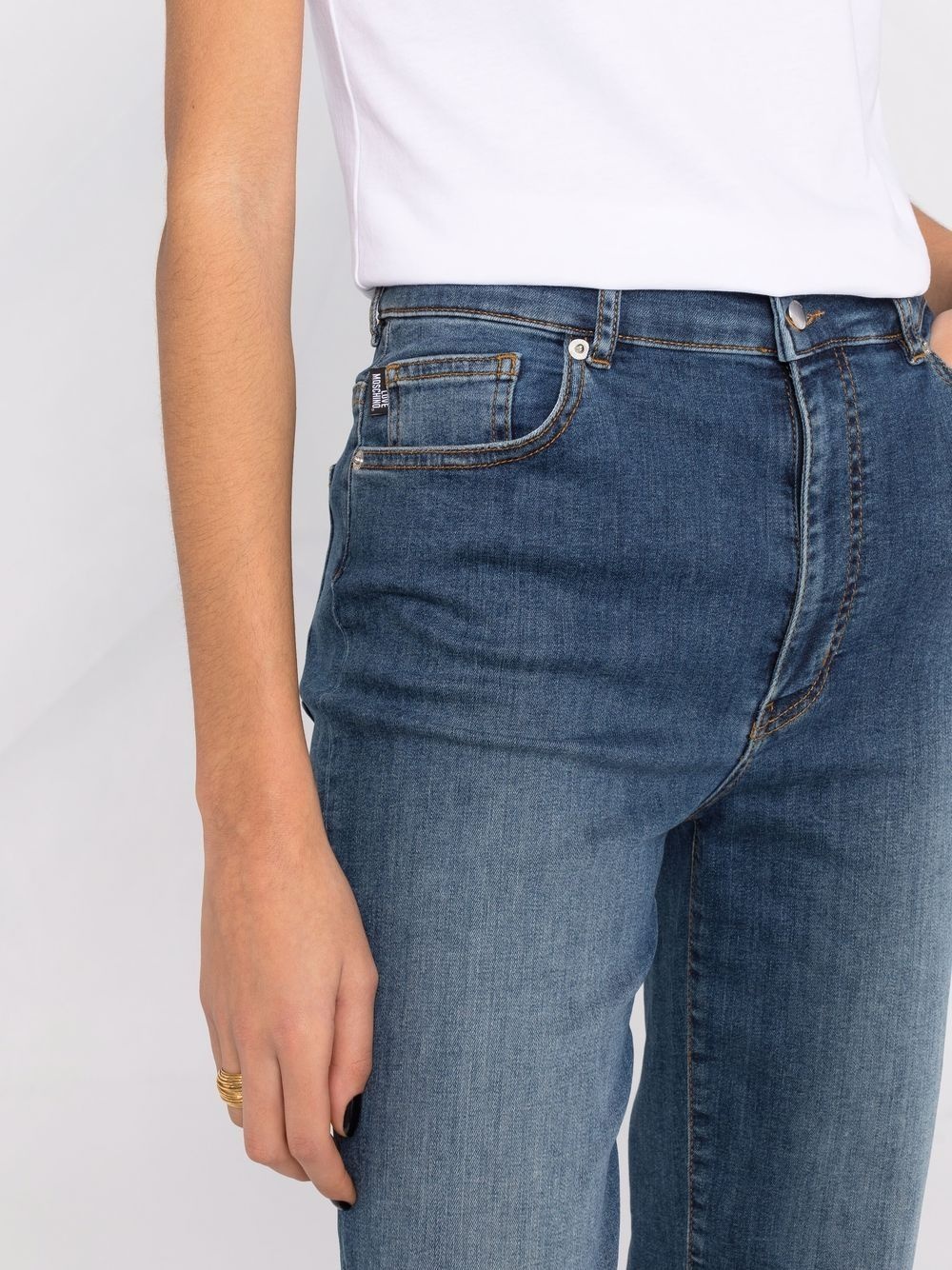 heart logo-print cropped denim jeans - 5