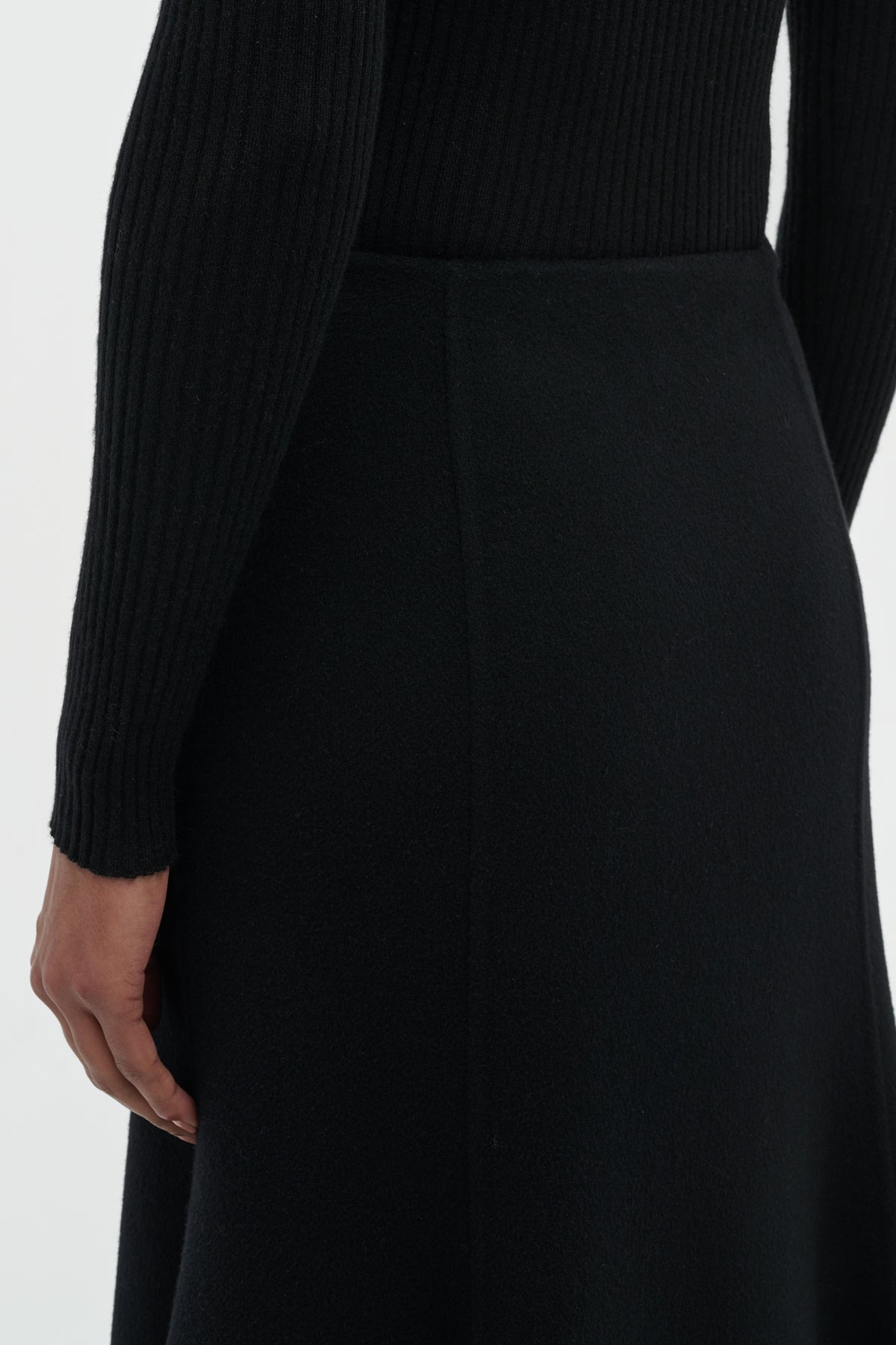 Patterson Midi Skirt in Black Double-Face Recycled Cashmere - 6